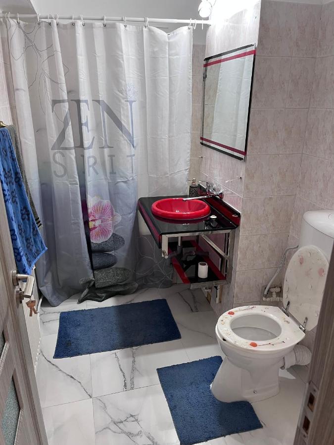Apartament In Centrul Orasului Bacău Zewnętrze zdjęcie